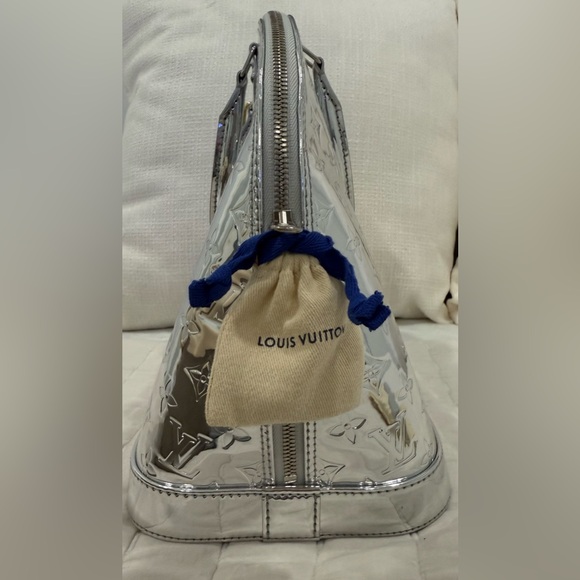 Louis Vuitton Alma GM - Picture 8 of 8